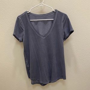 Lululemon Love Tee V
